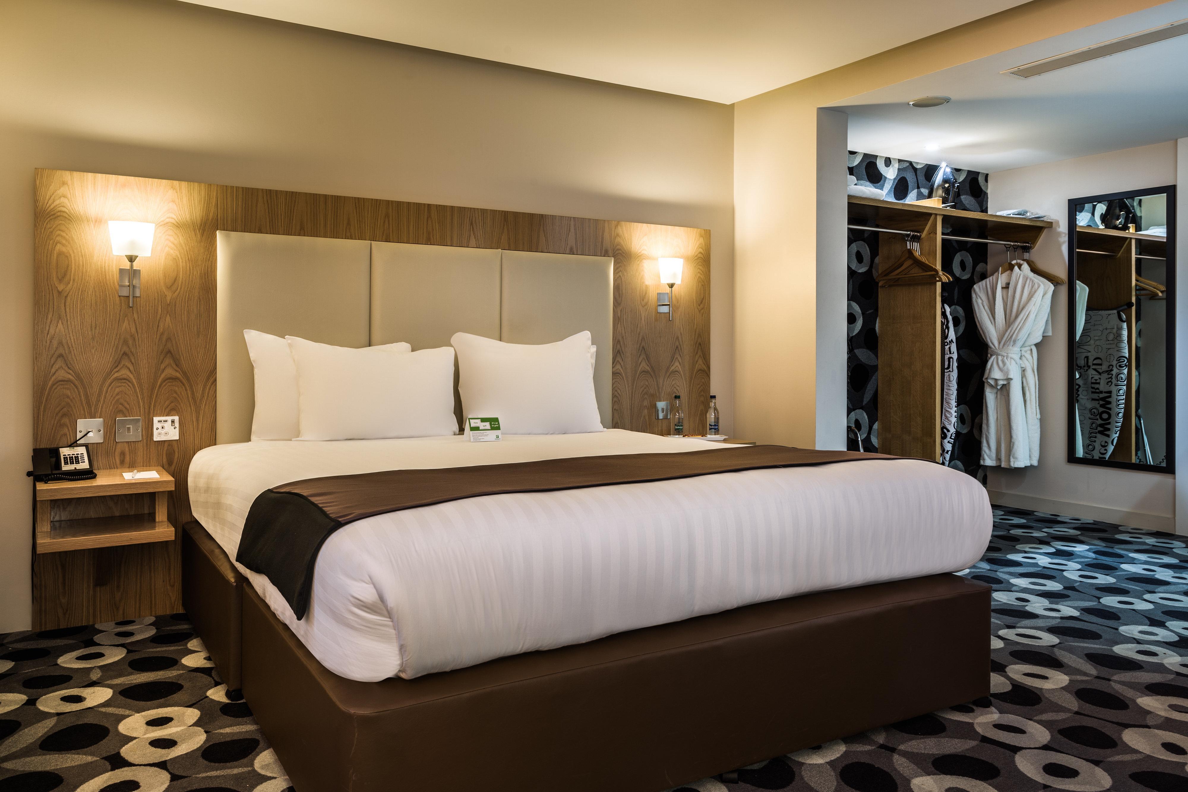 By Ihg Hotel 4*