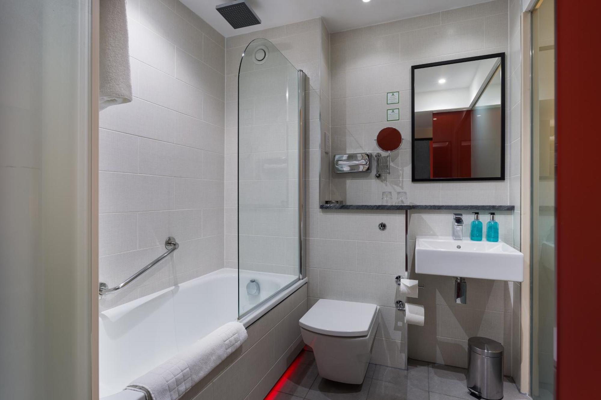 Hotel By Ihg Sittingbourne
